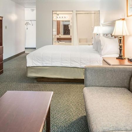 Knights Inn Sandusky Εξωτερικό φωτογραφία