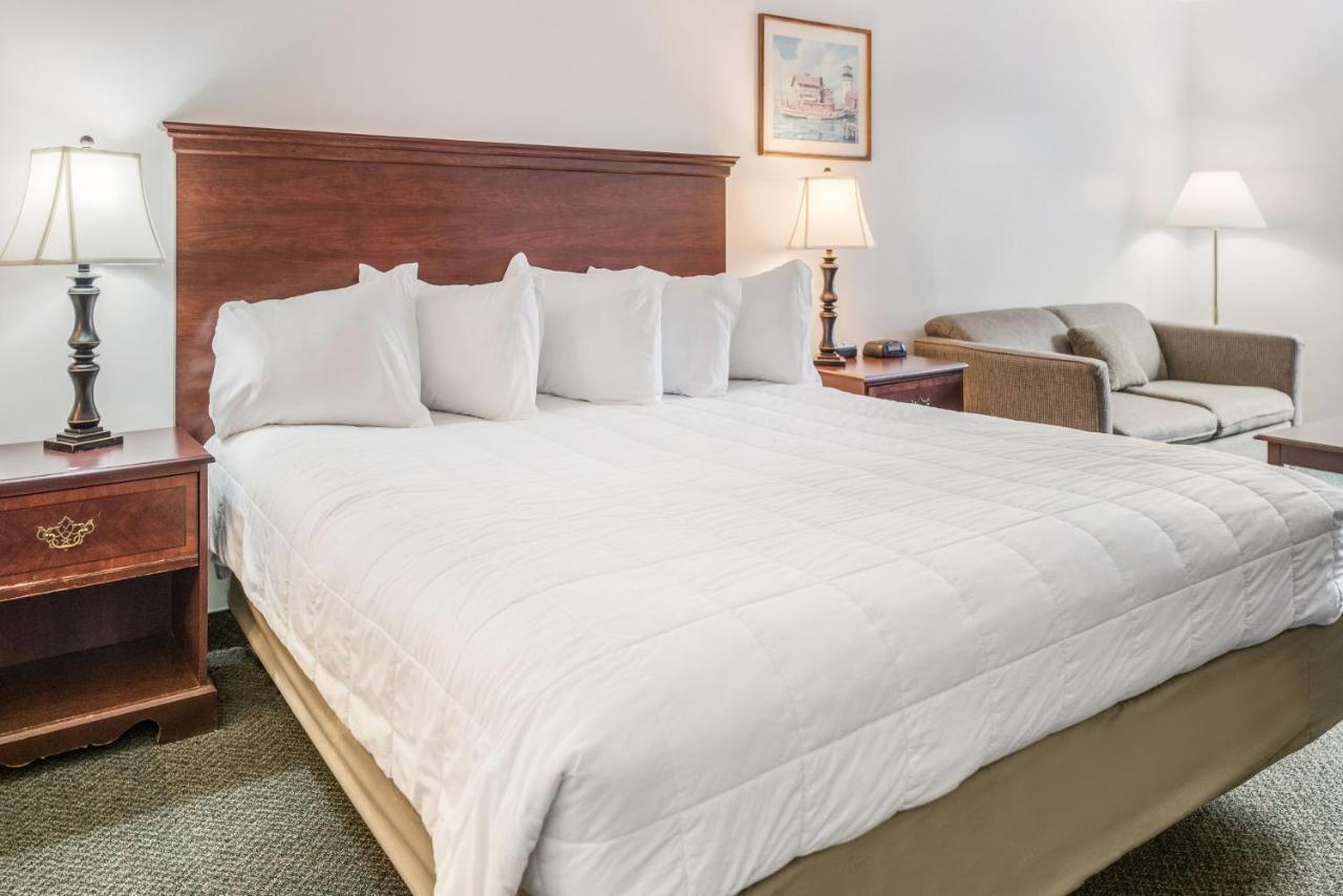 Knights Inn Sandusky Εξωτερικό φωτογραφία